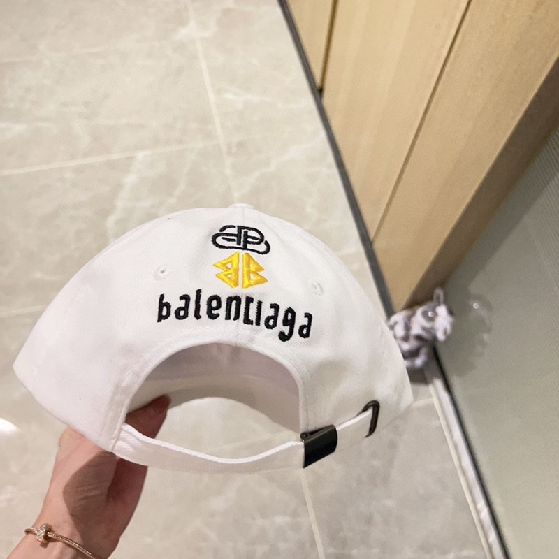 BALENCIAGA